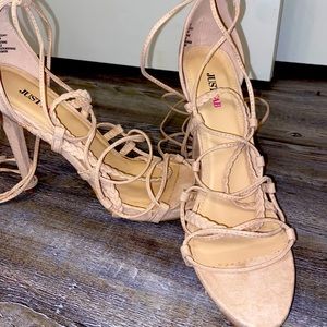 JustFab women size 10 strappy sandals